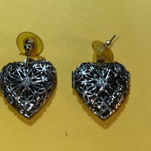 Heart earrings
